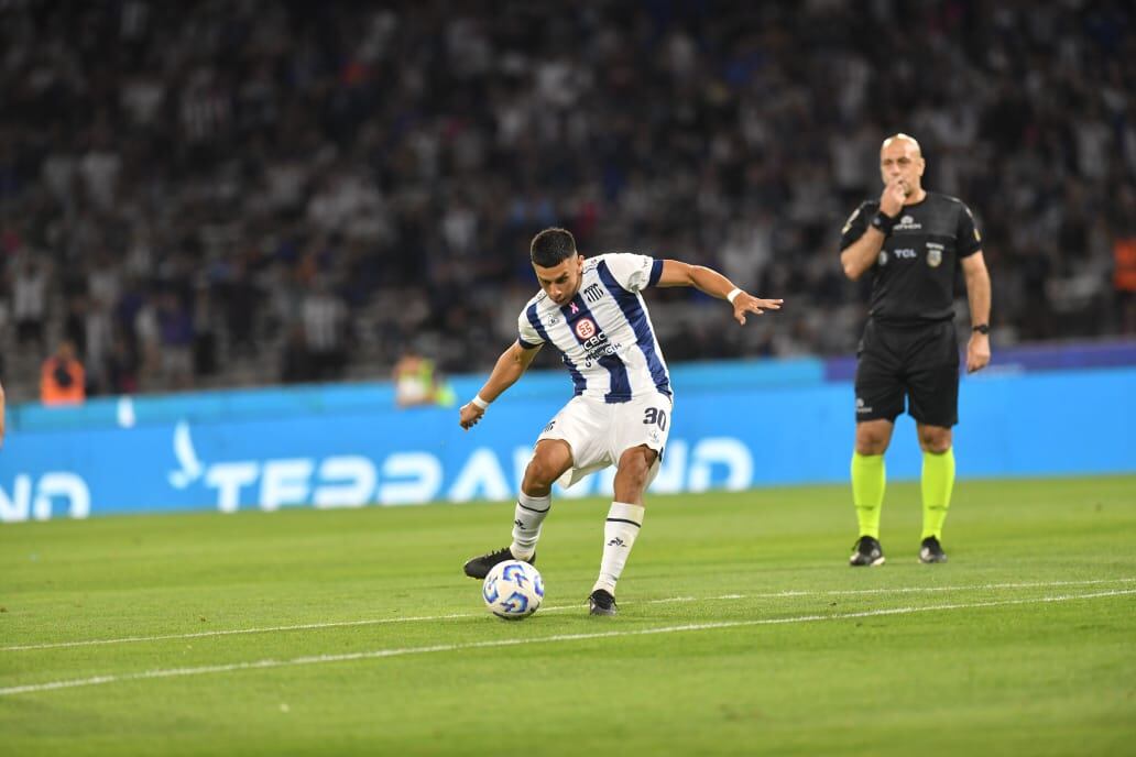 Talleres empató con Tigre por la Liga Profesional en el Kempes y el DT Alexander Medina fue expulsado. (Javier Ferreyra / La Voz)