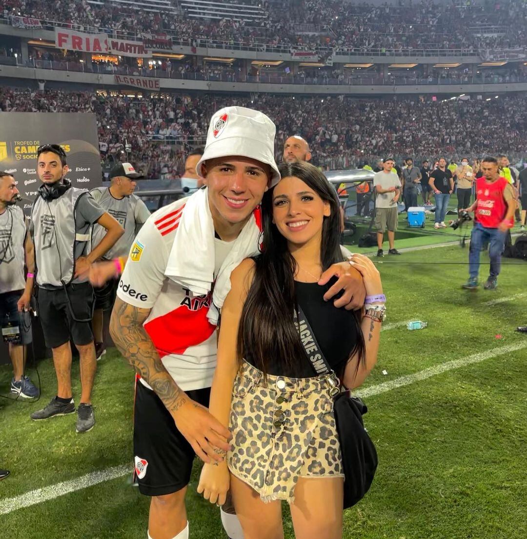 Enzo Fernández y Valentina Cervantes son una de las parejas más populares por estos días en el Mundial.