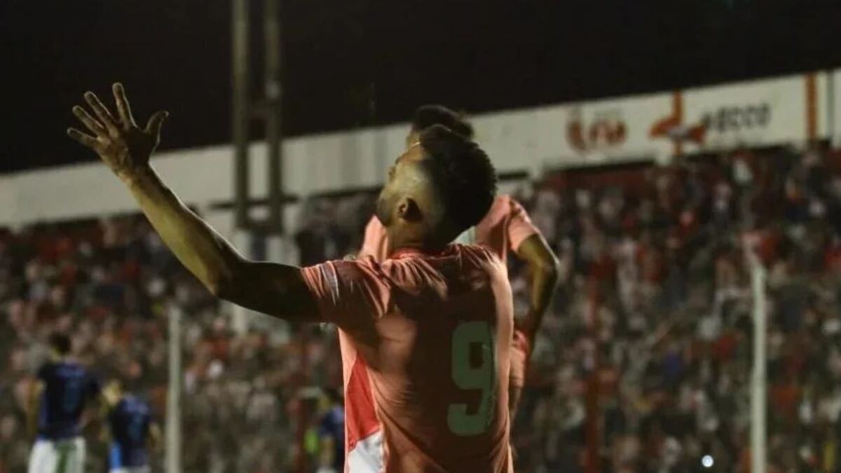 Primera baja en Instituto: Joaquín Molina se despidió del club con un emotivo posteo