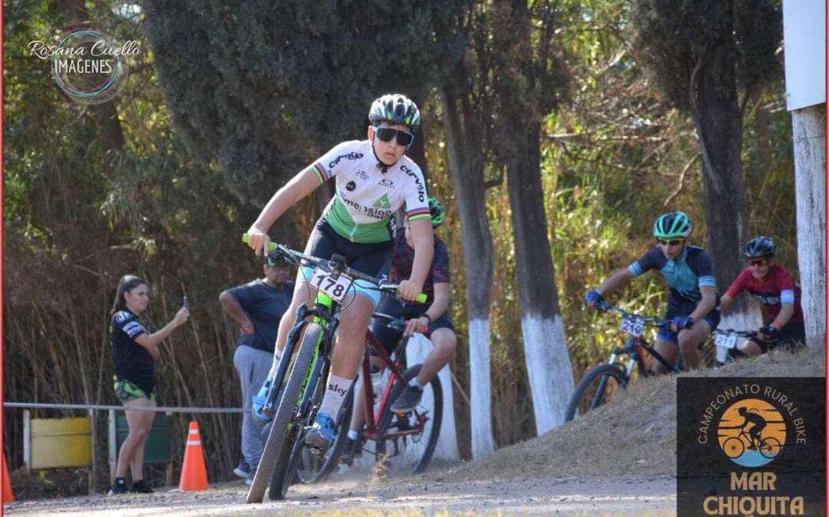 Nuevo triunfo de Francisco Romero y buena participación de ciclistas de Arroyito en el Regional Mar Chiquita de Rural Bike
