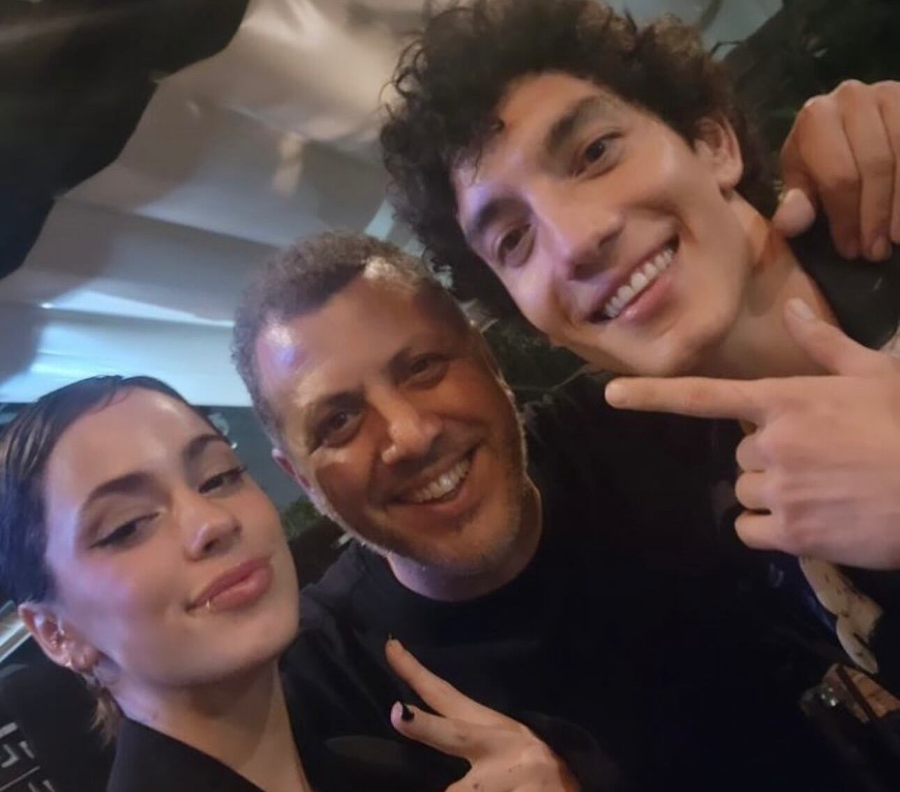 Tini Stoessel junto a Jorge López y Coco Cuervo