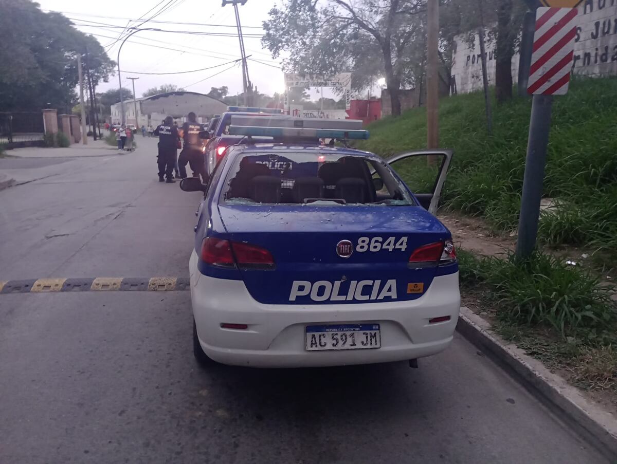Un móvil policial atropelló a un niño en Córdoba: la dos versiones del accidente