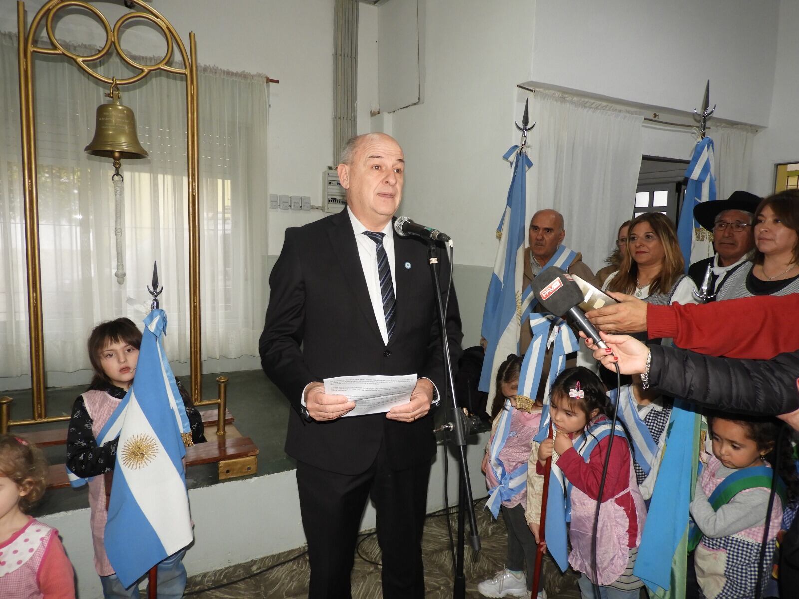 Uset, encabezó el acto por el 173° Aniversario del paso a la inmortalidad del general San Martín