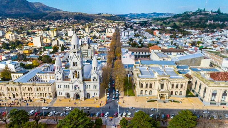 Tandil se posicionó al final de la lista de ciudades más lindas de la Provincia, según IA.