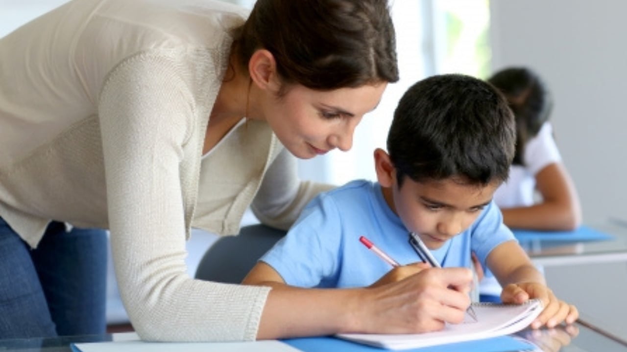 Desesperado pedido de una madre sanjuanina para buscar un docente para su hijo con TDAH (imagen ilustrativa)