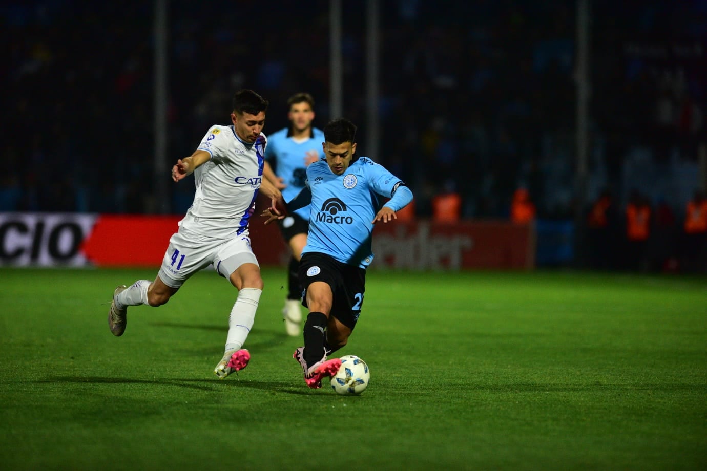 Belgrano recibió a Godoy Cruz por la Liga Profesional 2024. Se jugó en el estadio Gigante de Alberdi. (Javier Ferreyra / La Voz)