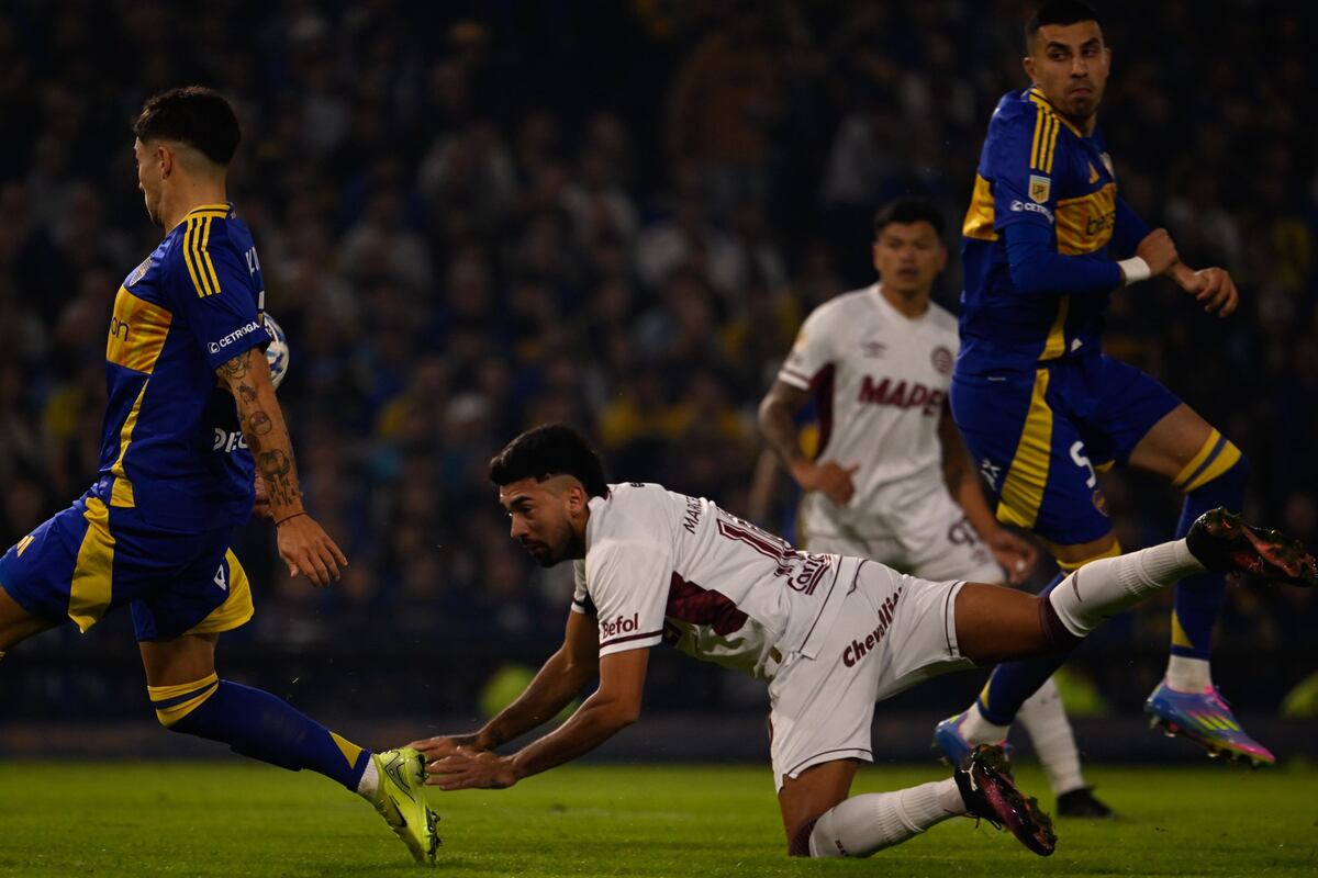 Boca venció a Lanús en definición por penales y pasó a los cuartos de final