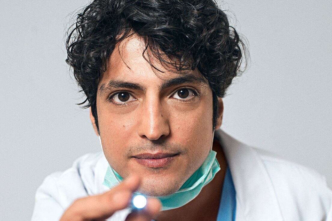 Taner Ölmez, protagonista de "Doctor Milagro". (Gentileza Telefe).