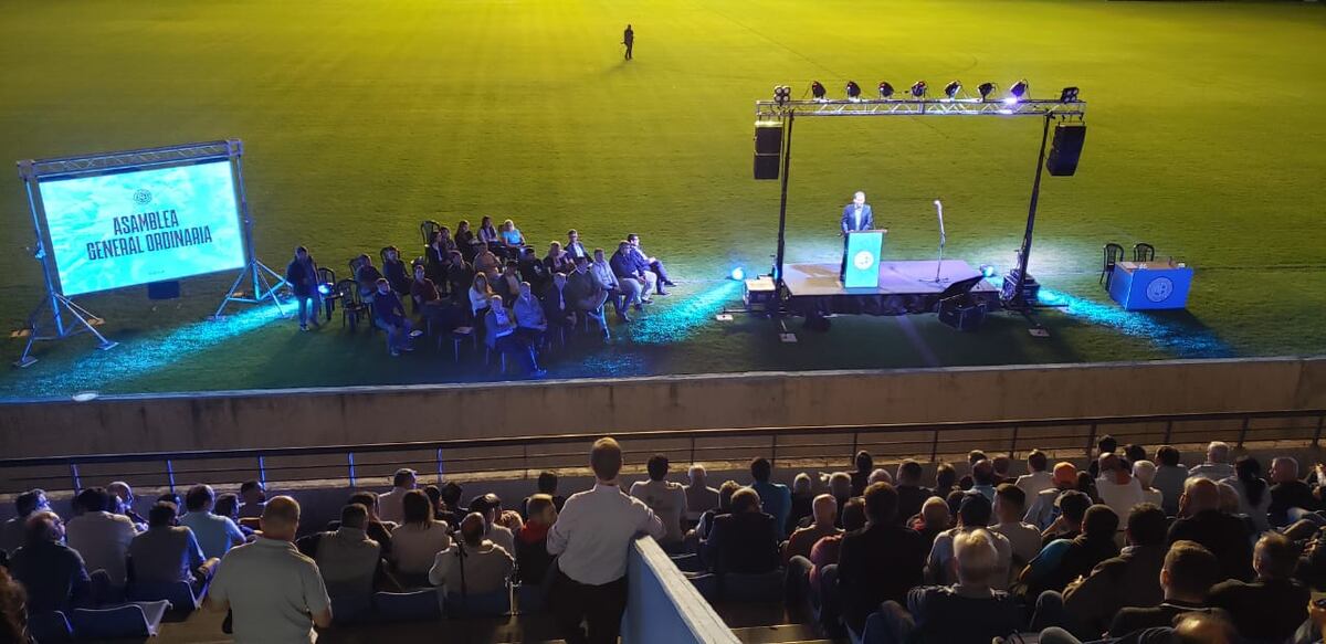 La Asamblea en Belgrano y los balances aprobados, en imágenes