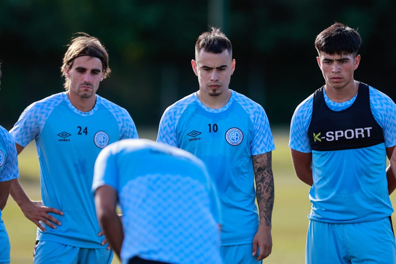 Lucas Zelarayán y su primer día de trabajo con el Pirata en la pretemporada. (Prensa Belgrano)