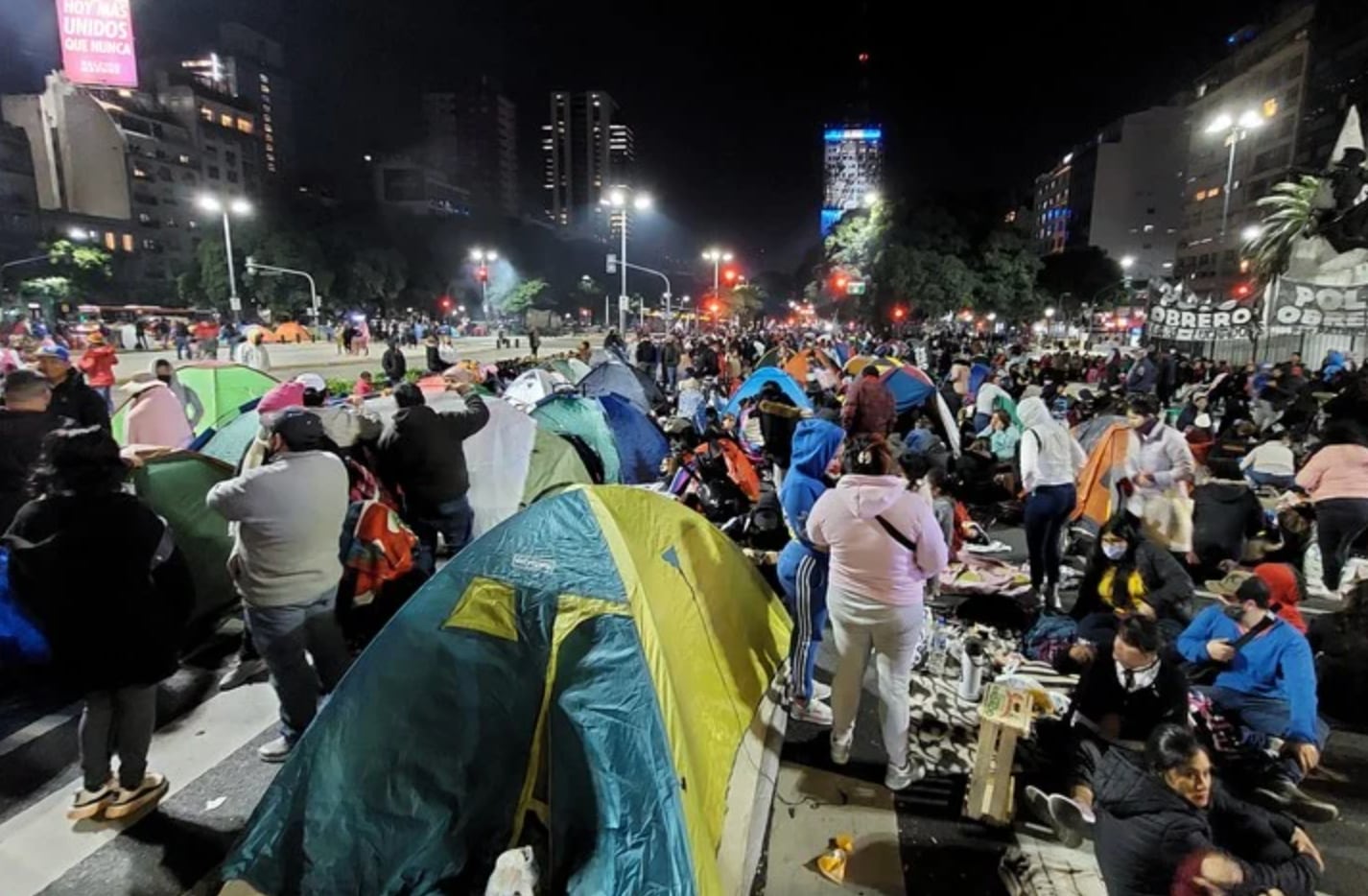 El último acampe piquetero en Avenida 9 de julio. Este jueves, vuelven las manifestaciones.