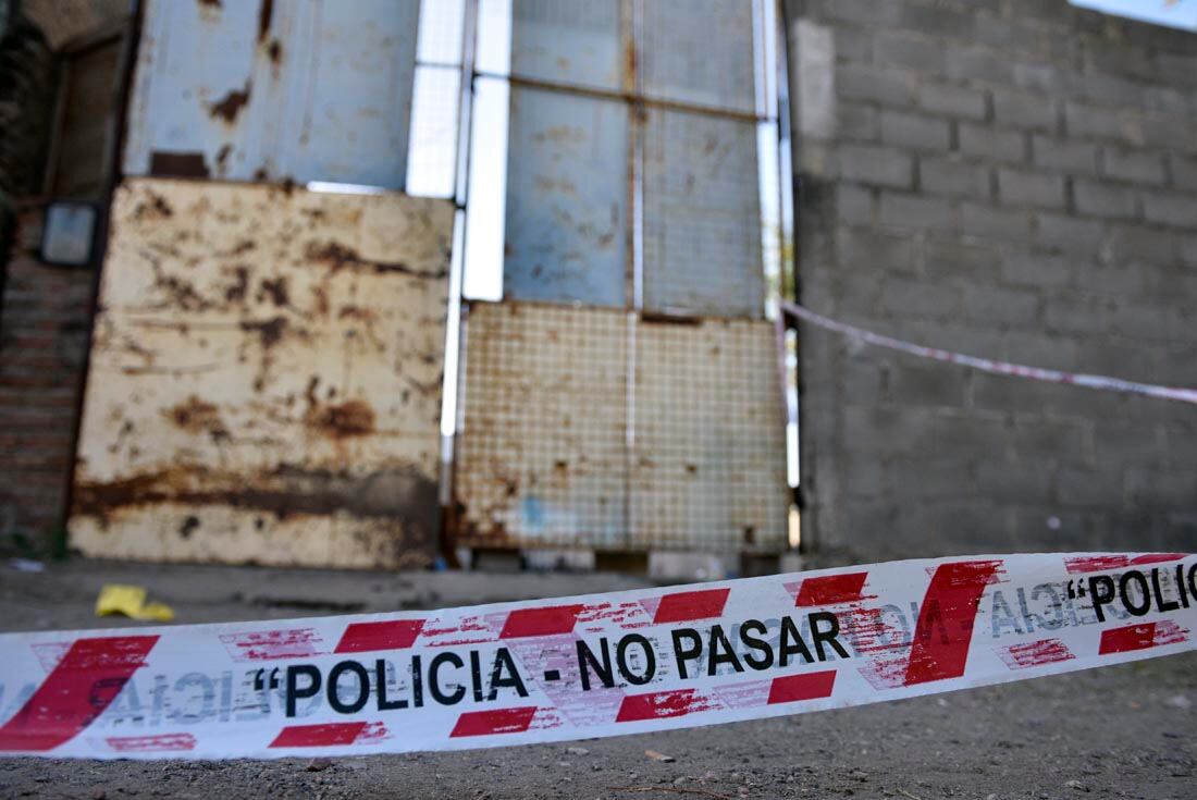 Policía mató a un joven a la salida de una fiesta en la calle Bucarest del barrio Parque de Las Rosas. (Ramiro Pereyra/ La Voz)