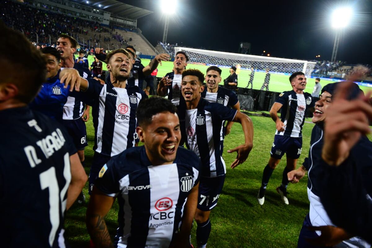 Los hinchas de Talleres agotaron en media hora las entradas para la final con Boca