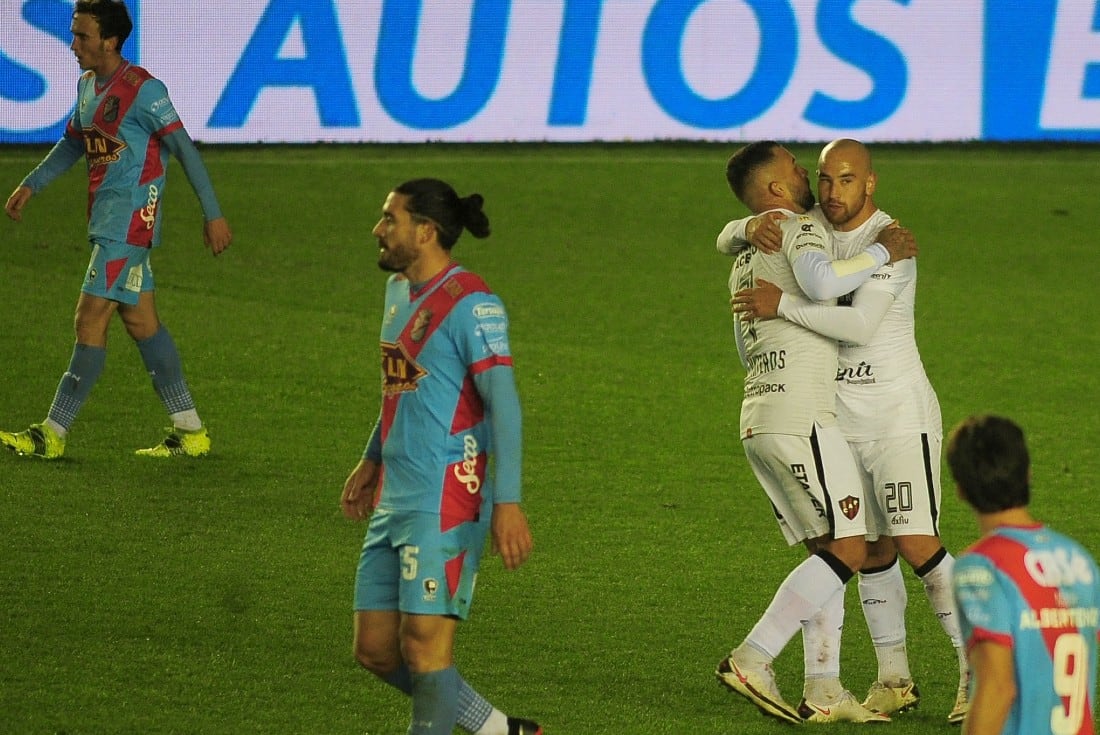 En su cruce el partido salió 2-2 en Sarandí. (Fotobaires)