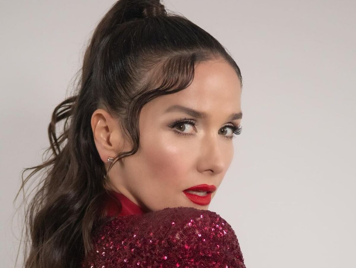 Natalia Oreiro lució un corset de cadenas y transparencias y deslumbró en “Got Talent”