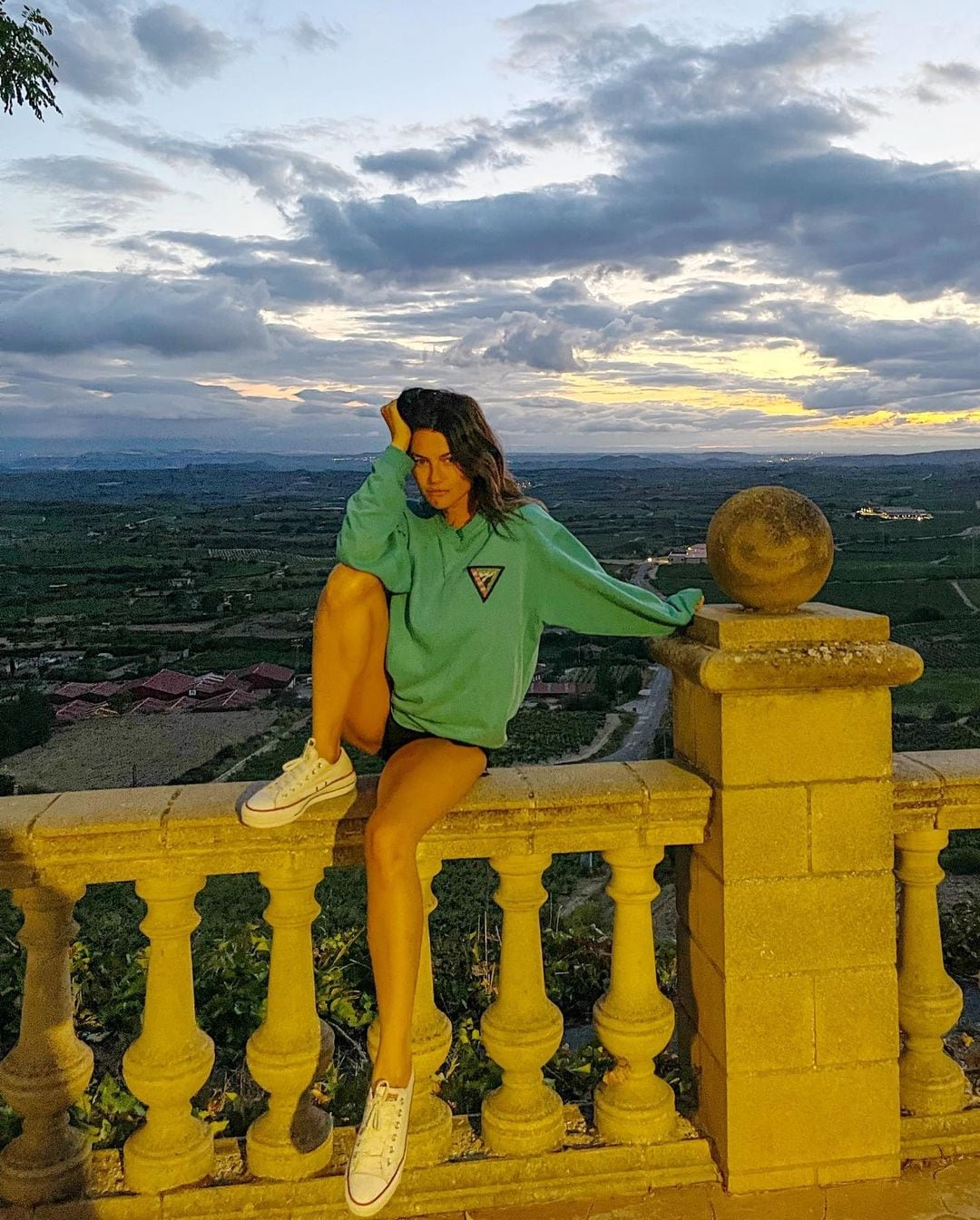 Sofía “Jujuy” Jiménez visitó un pueblo en España y compartió postales a pura emoción.