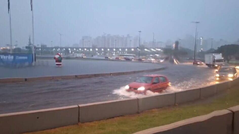 Graves inundaciones en Florianópolis en Brasil.