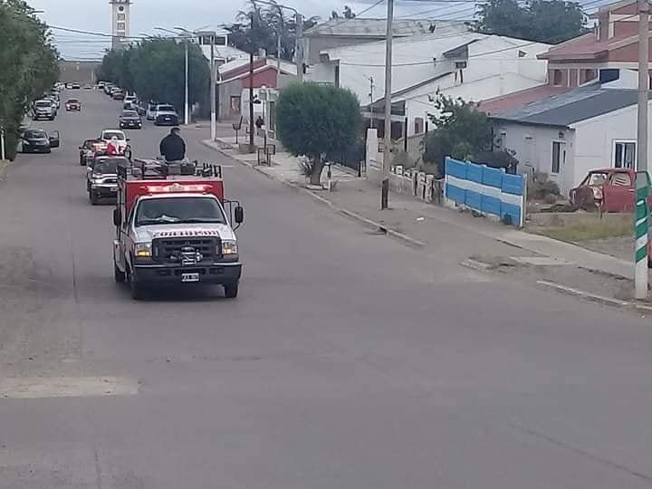 Bomberos trasladará a papa noel por las calles y barrios repartiendo regalos