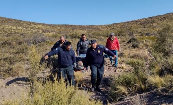 Operativo de rescate de un puestero en Malargüe.