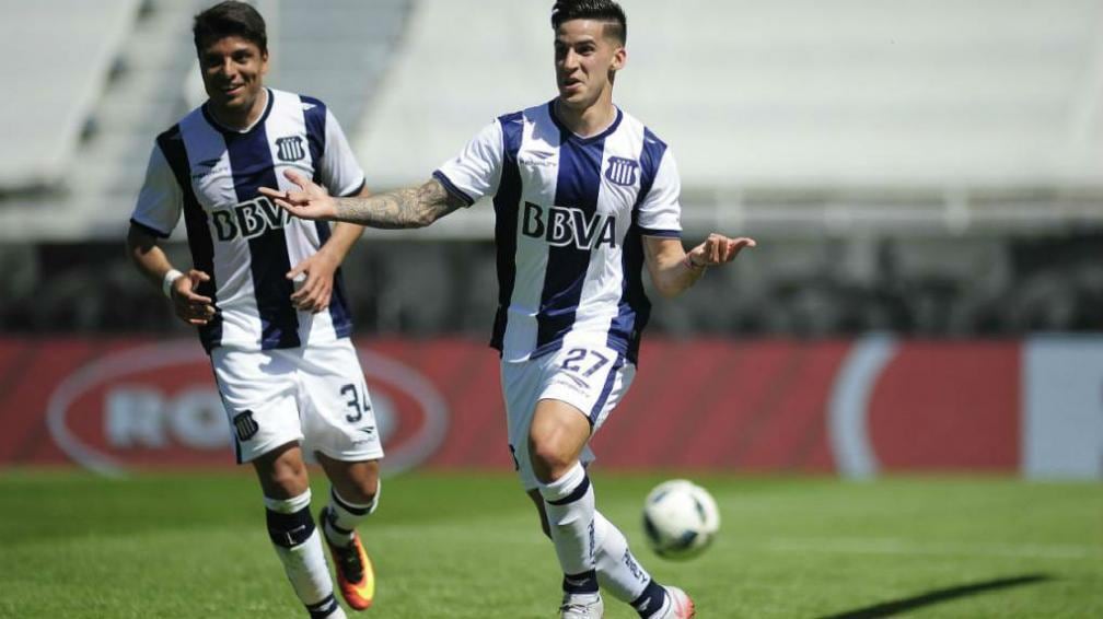 Jonathan Menéndez y Sebastián Palacios, ayer goleadores en Talleres; hoy, en Independiente. (La Voz / Archivo)