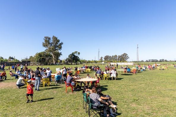 Club Alumni de Soldini realizó un festejo por sus 100 años (Facebook Comuna de Soldini)