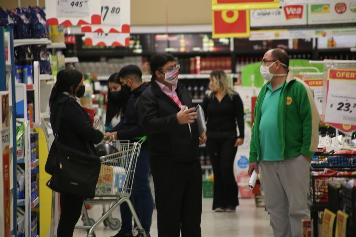 Este lunes comienza a regir la terminación del DNI para las compras