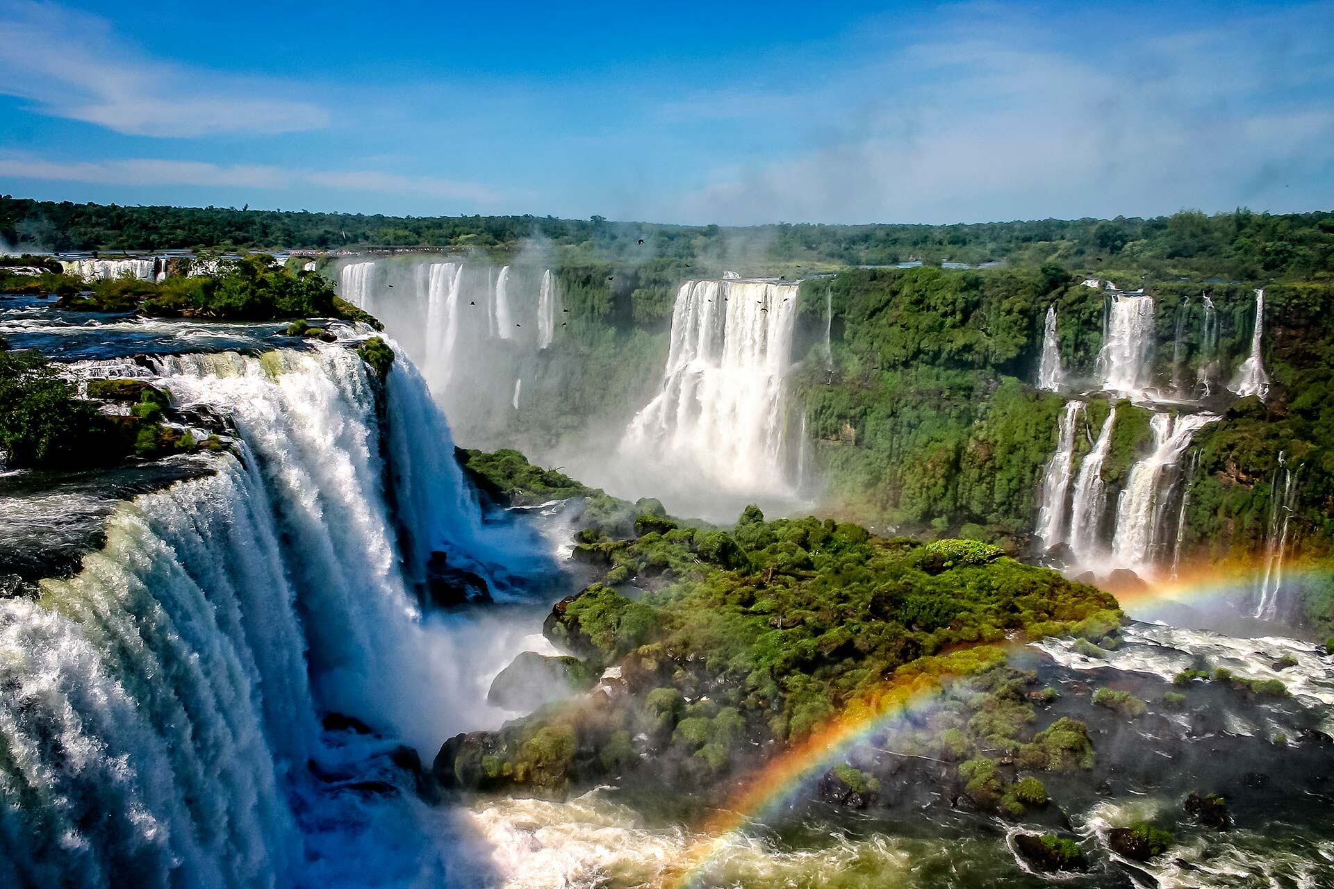 Ubicada en la frontera entre estos dos países, es una de las 7 maravillas del mundo