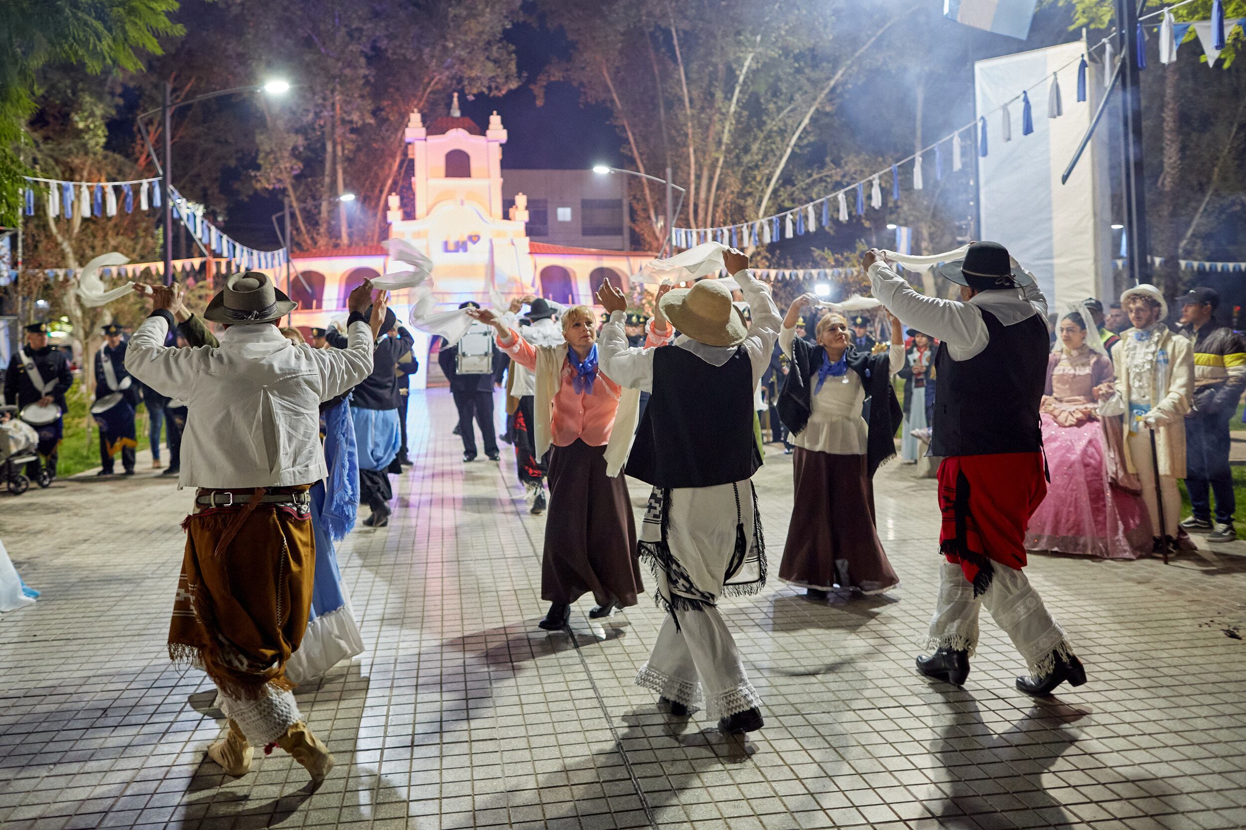 Actividades recreativas en el Mes Patrio en Las Heras.