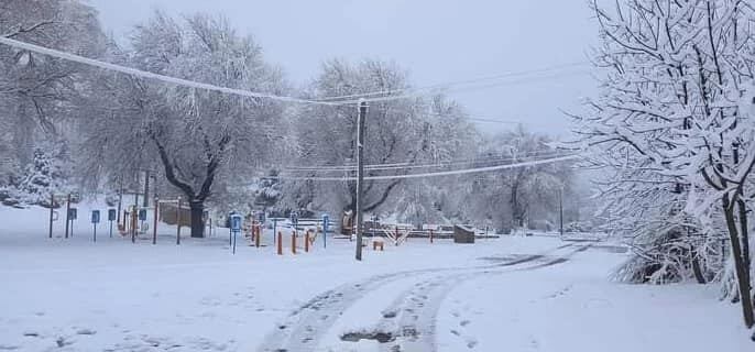 La Carolina con nieve este lunes.