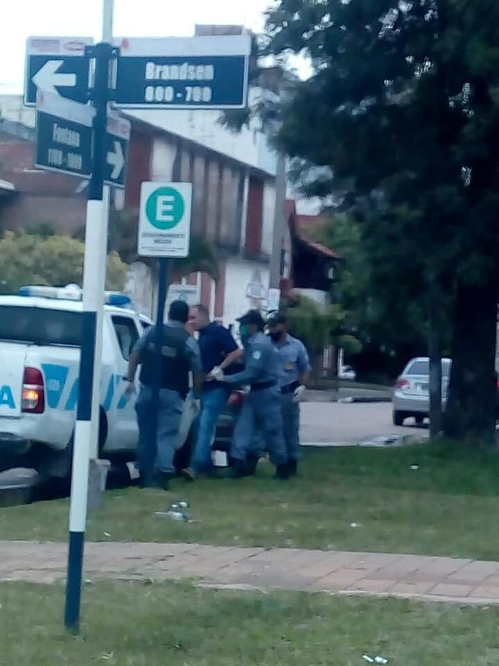 En la calle Brandsen y Fontana detuvieron al abogado Juan Eduardo Davis