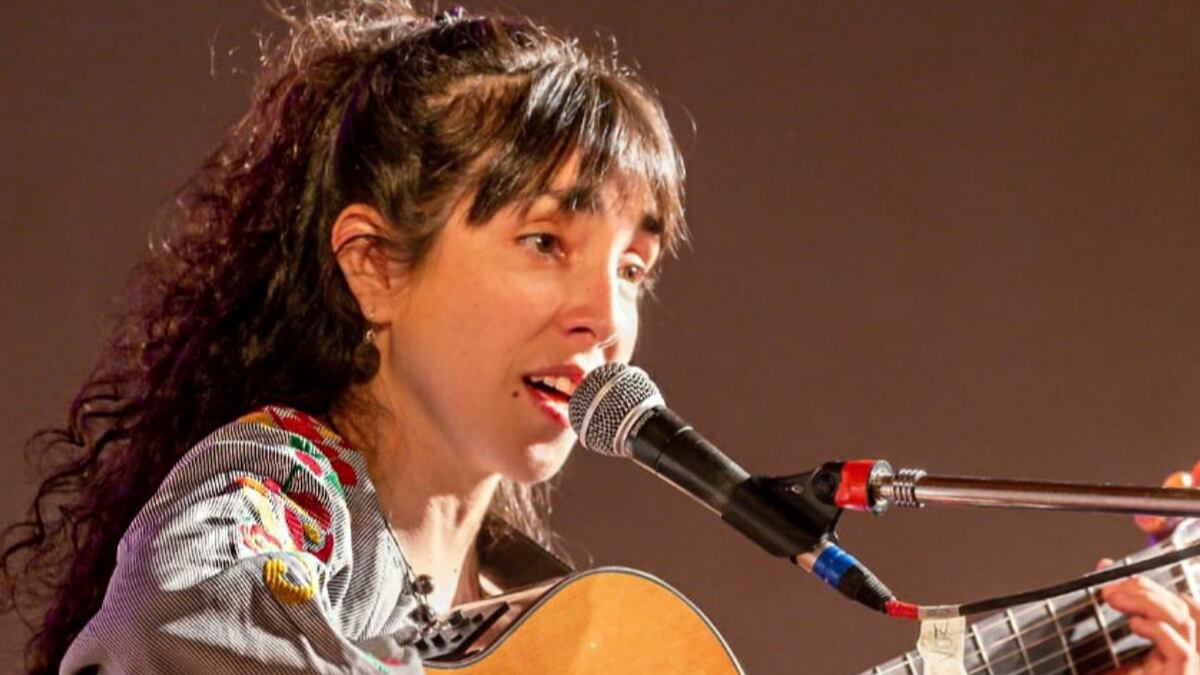 Una artista puntana busca revalorizar a la mujer en la música folclórica nacional