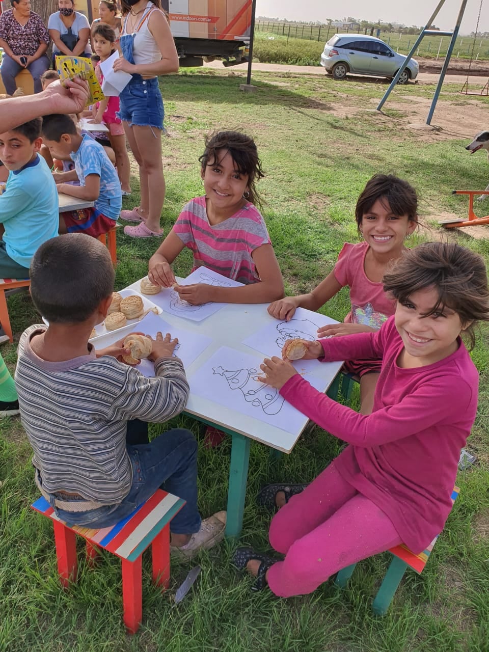 La plaza de Villa Palmieri se convirtió en una fiesta para los más pequeños.