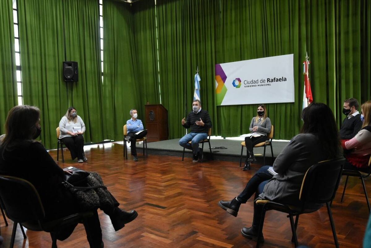 Buscan avanzar con cloacas para 1.200 vecinos en 4 barrios