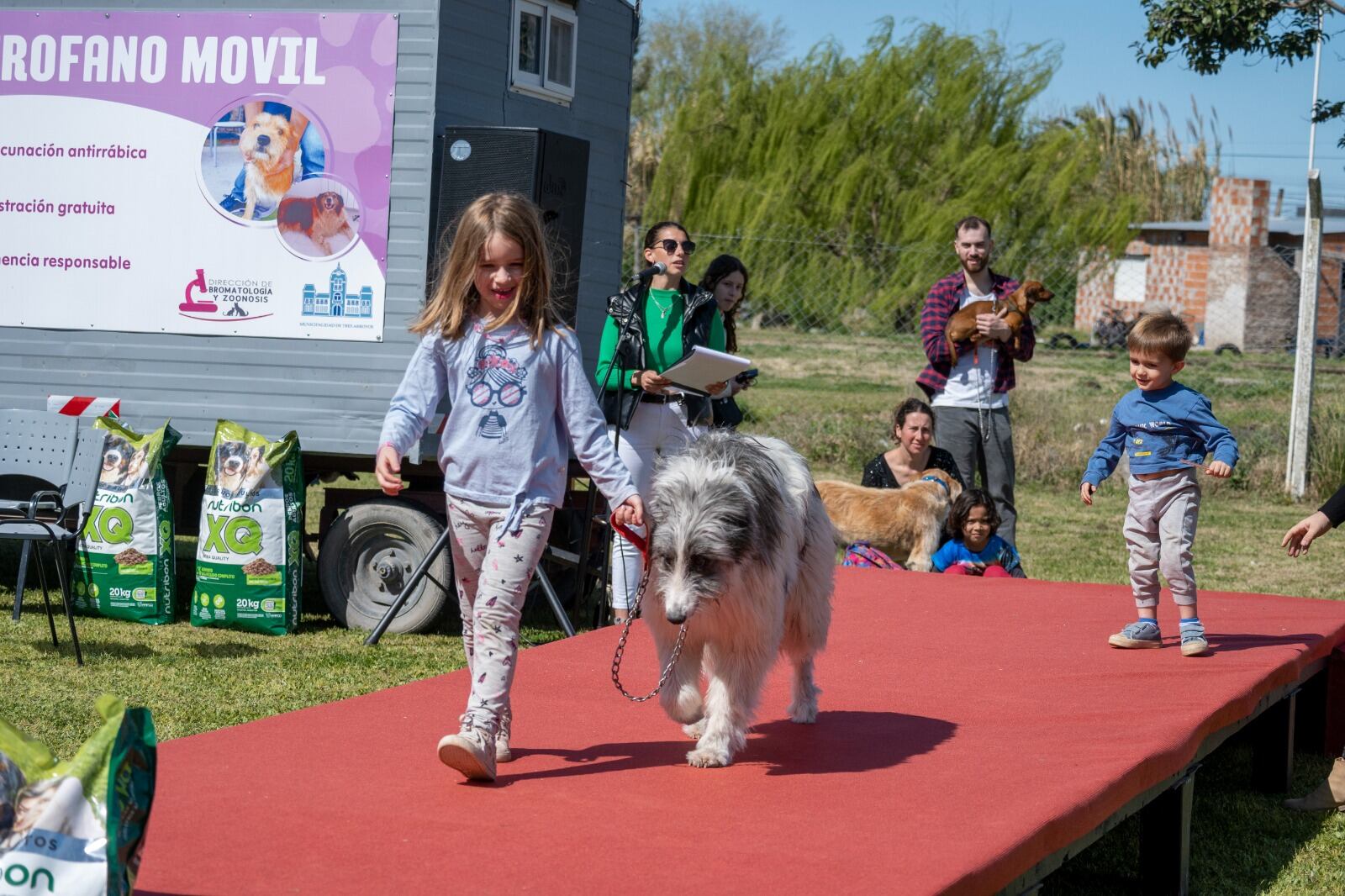 Jornada de Mascotas con castraciones, desfile y demás