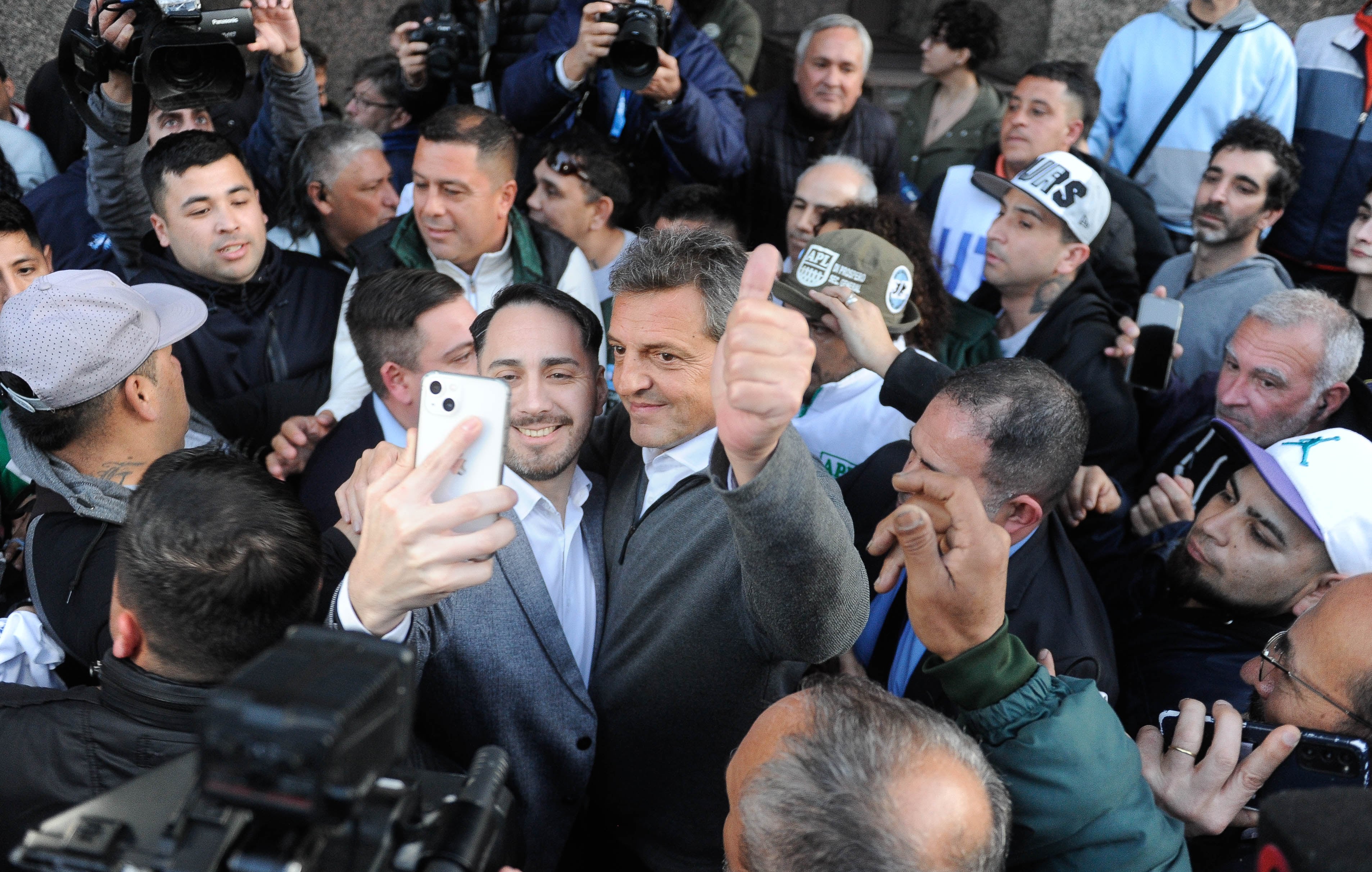 Acto de la CGT por Impuesto a las ganancias en el Ministerio de Economía Argentina
Sergio Massa 
Foto Federico Lopez Claro