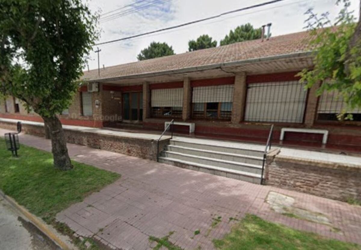 Graban a la presidenta de un hogar maltratando y amenazando a un niño: “Te voy a romper en 20″