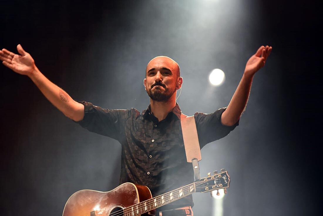 Abel Pintos regresa a Buenos Aires. 