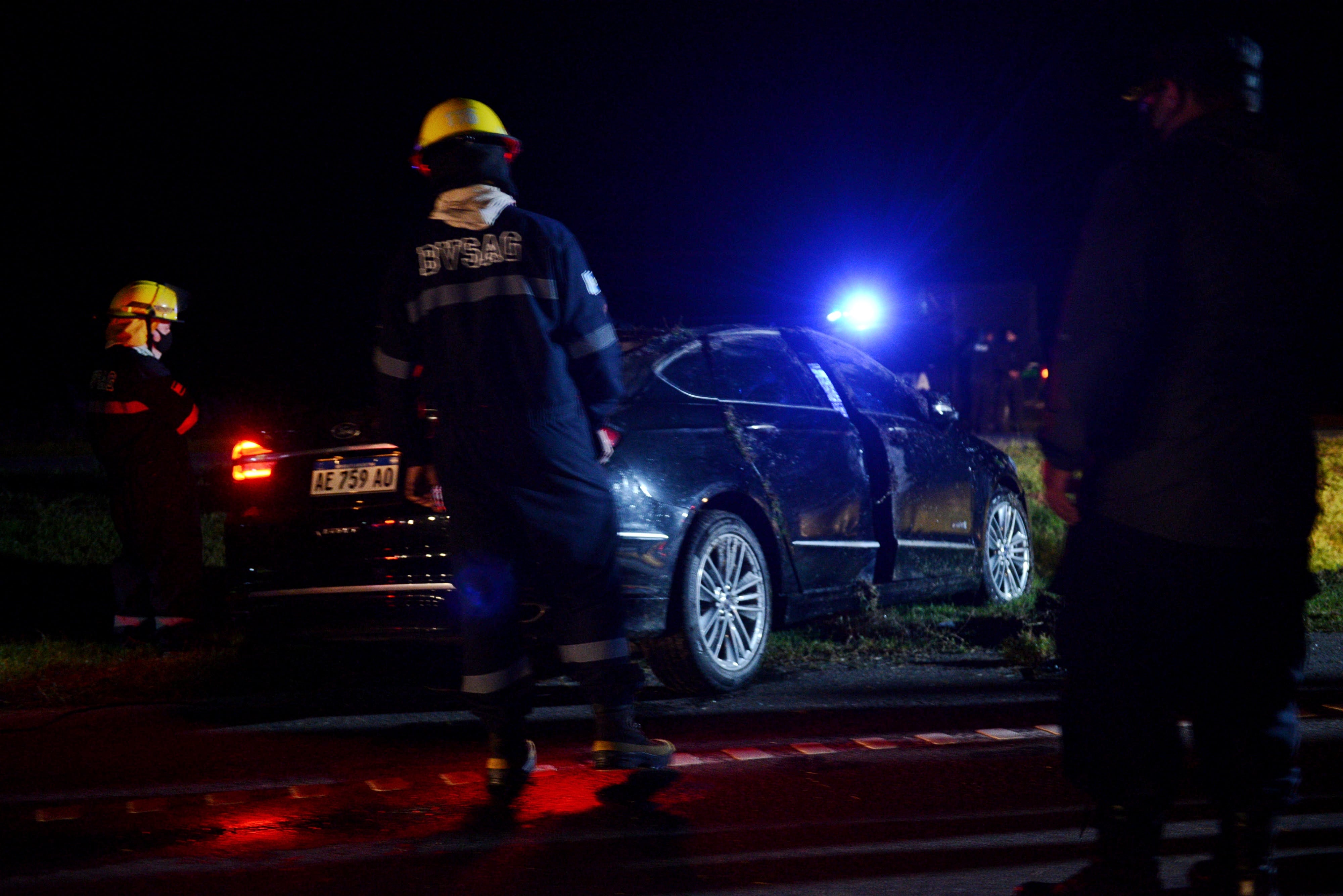 Auto en el que viajaba el Ministro de Transporte Mario Meoni. 
Fotos Clarin