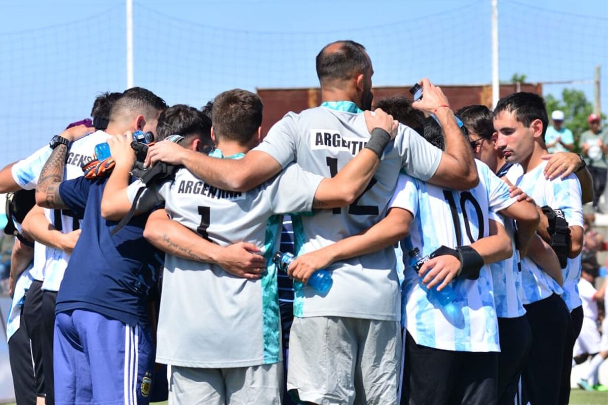 Los Murciélagos debutaron con goleada por la Copa América en Córdoba