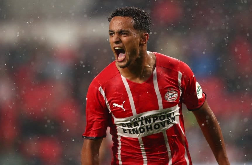 Mohamed Ihattaren disputó 74 partidos con el PSV y convirtió 10 goles (Foto: TyC Sports)