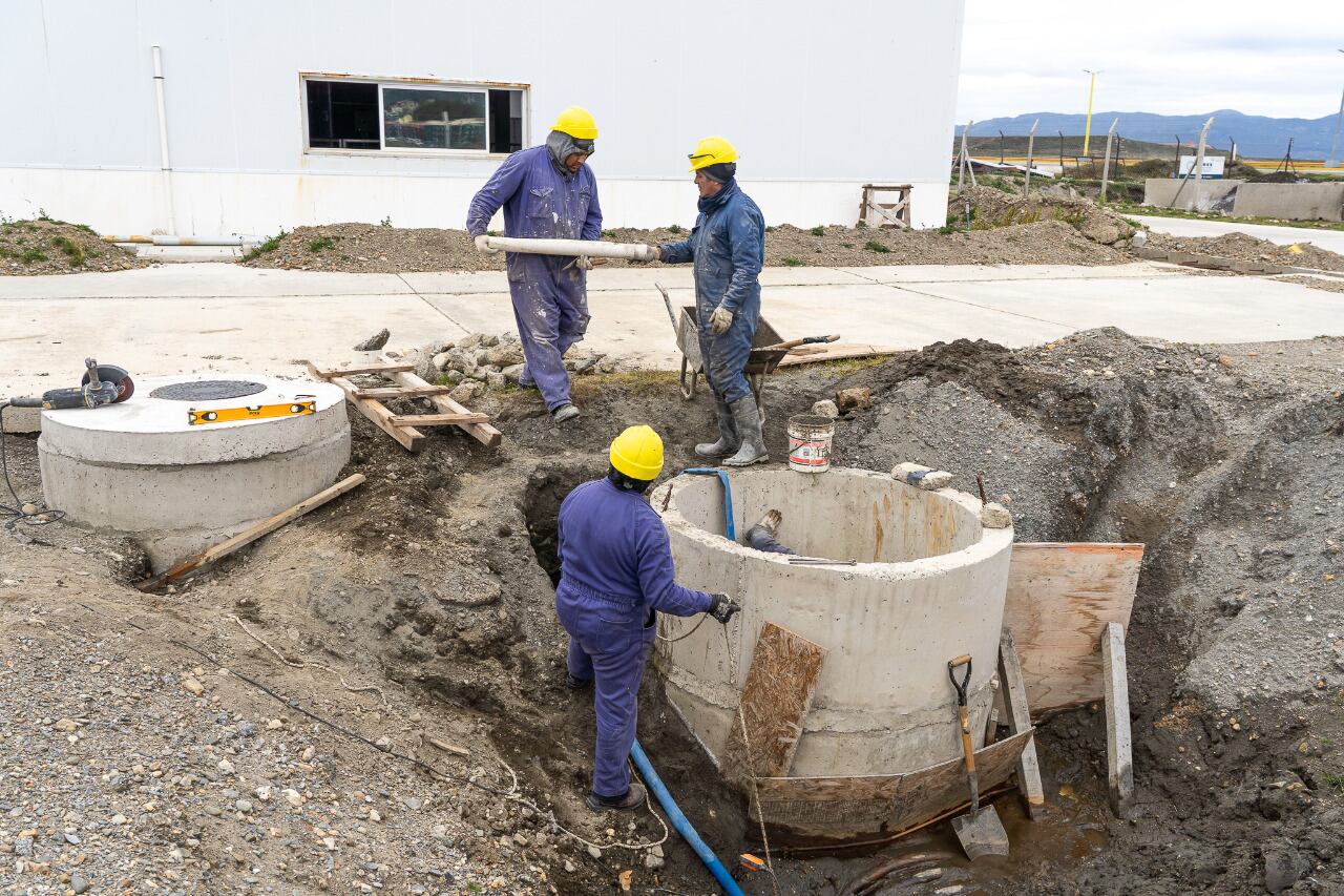 Melella recorrió la obra complementaria que mejorará el proceso en la planta Bahía Golondrina