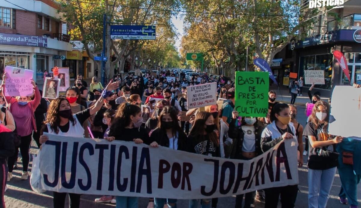 Femicidio: San Luis y Villa Mercedes pidieron justicia por el crimen de Johana Galdeano