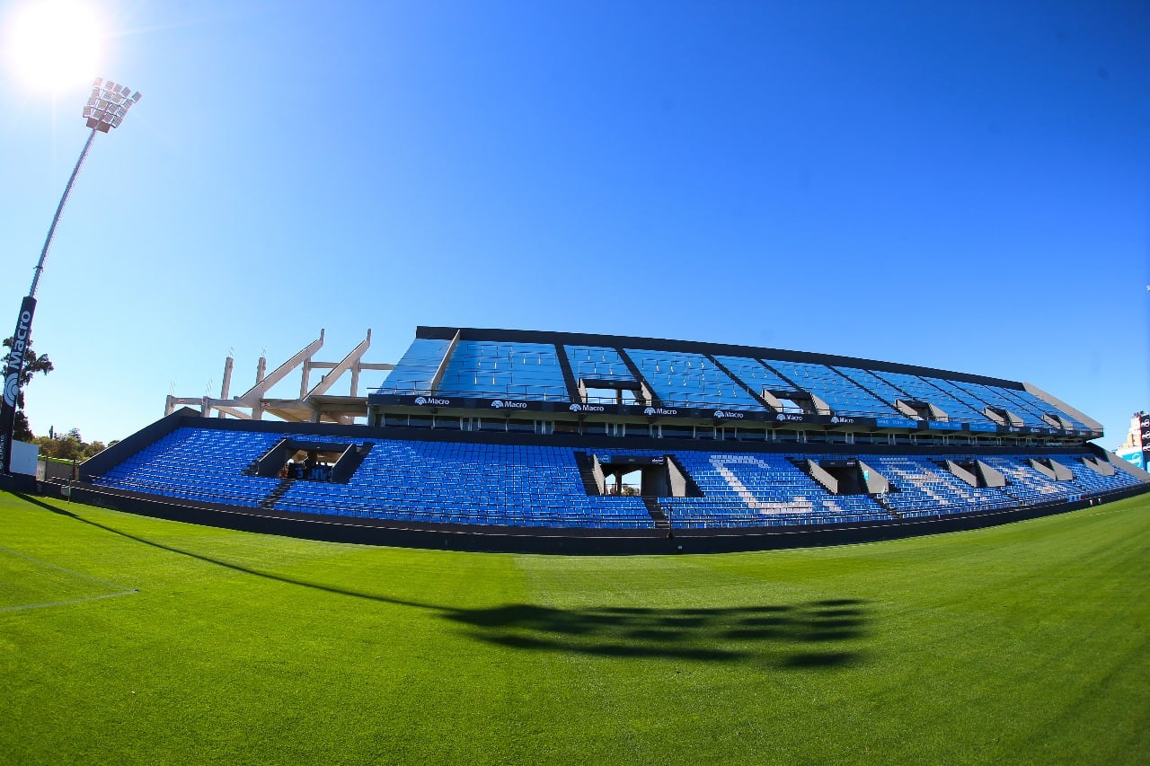 La extensión de la tribuna Cuellar Baja ya está lista en el estadio de Belgrano. (Prensa Belgrano)