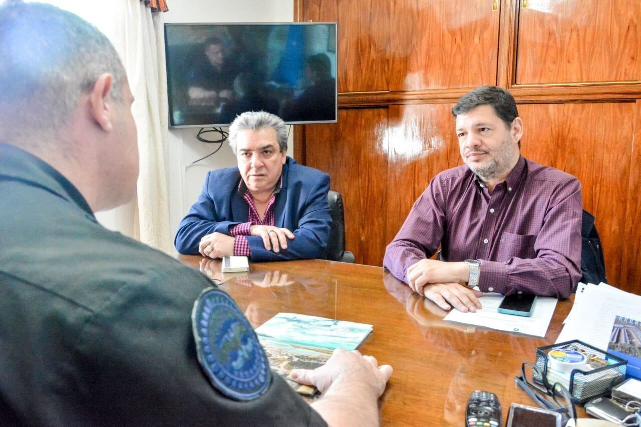 Ushuaia: suscriben el decreto de entrega de terrenos para personal de la policía Federal