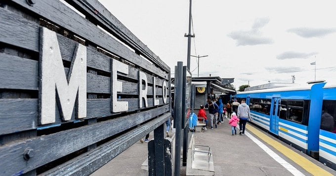 Durante la tarde de este miércoles se dio una medida de fuerza por parte de los empleados del Tren Sarmiento que detuvieron el servicio por negarse a los test de alcoholemia.