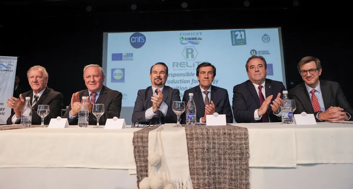 Vicegobernadores de las provincias que integran la Mesa del Litio acompañaron la apertura del seminario RELiTE 2024 que comenzó en Jujuy este lunes.