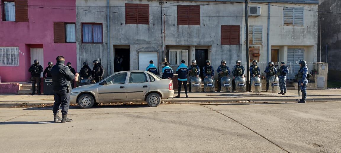 Con la detención de dos hombres esclarecen un robo calificado en Chaves