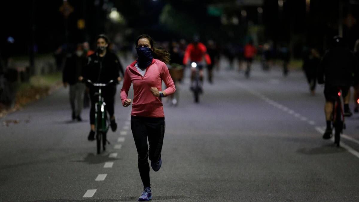 Quedaron prohibidos los entrenamientos en gimnasios, clubes e incluso al aire libre