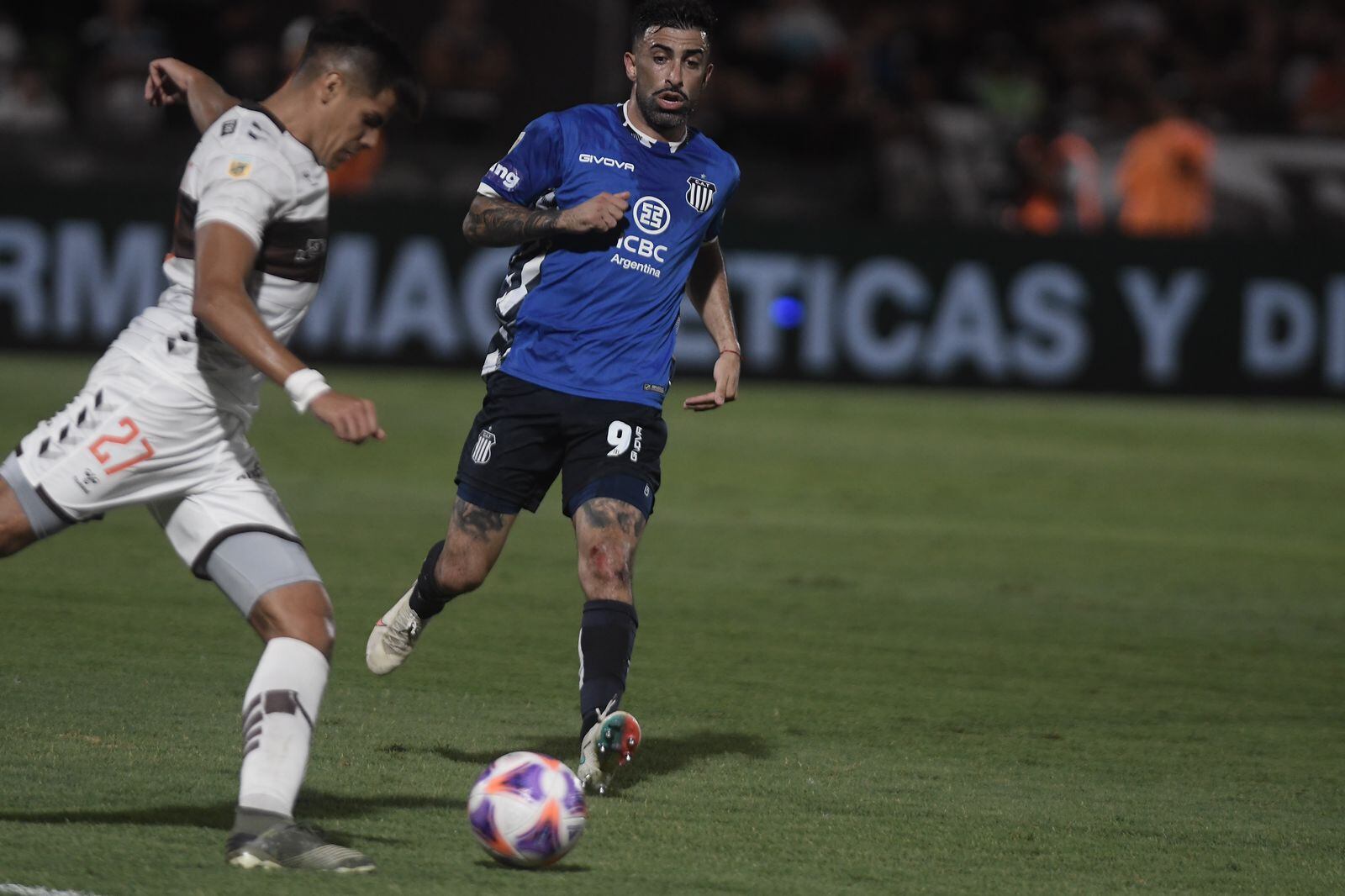 Talleres en su partido ante Platense, por la quinta fecha de la Liga Profesional 2023. (Federico López Claro / La Voz).