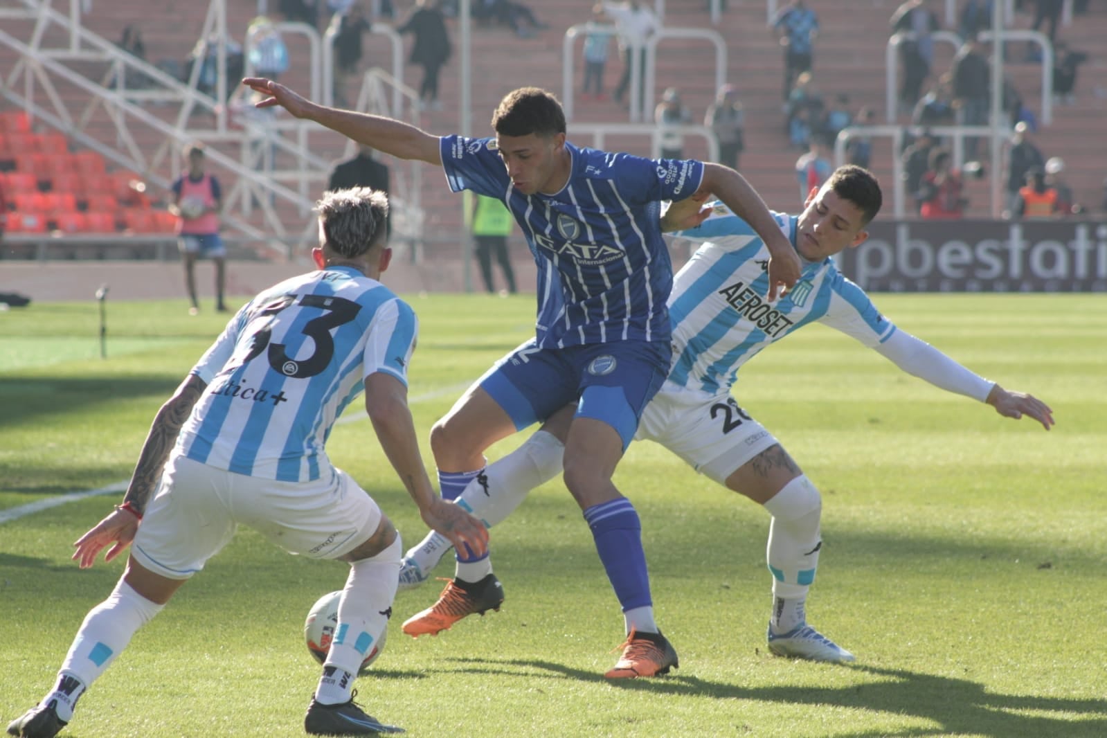 Godoy Cruz sumó los tres puntos y se ilusiona con salvarse del descenso.